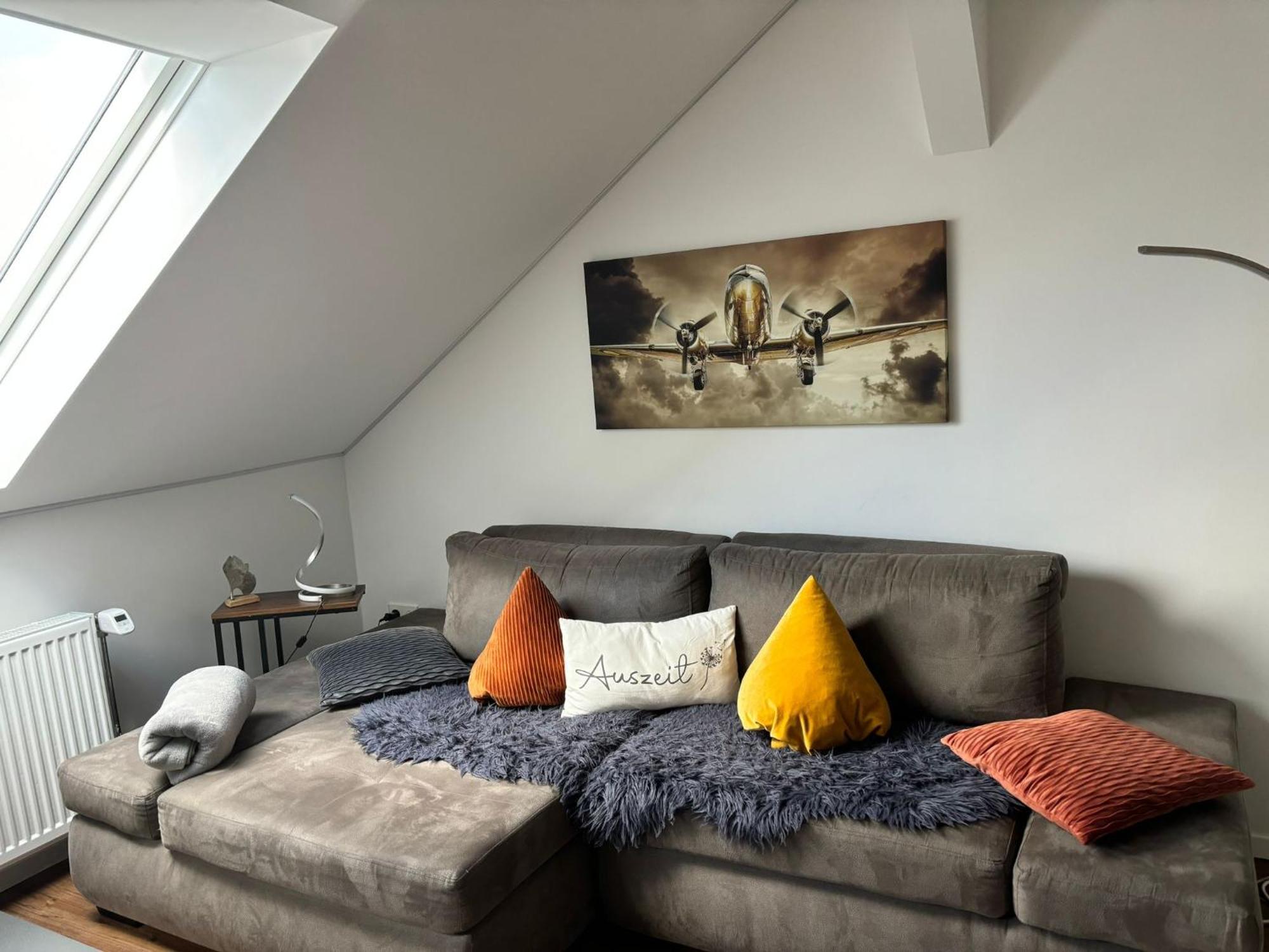 Auszeit2 Erfurt - Stilvolle Dachwohnung Mit Parkplatz - Zentrumsnah ภายนอก รูปภาพ