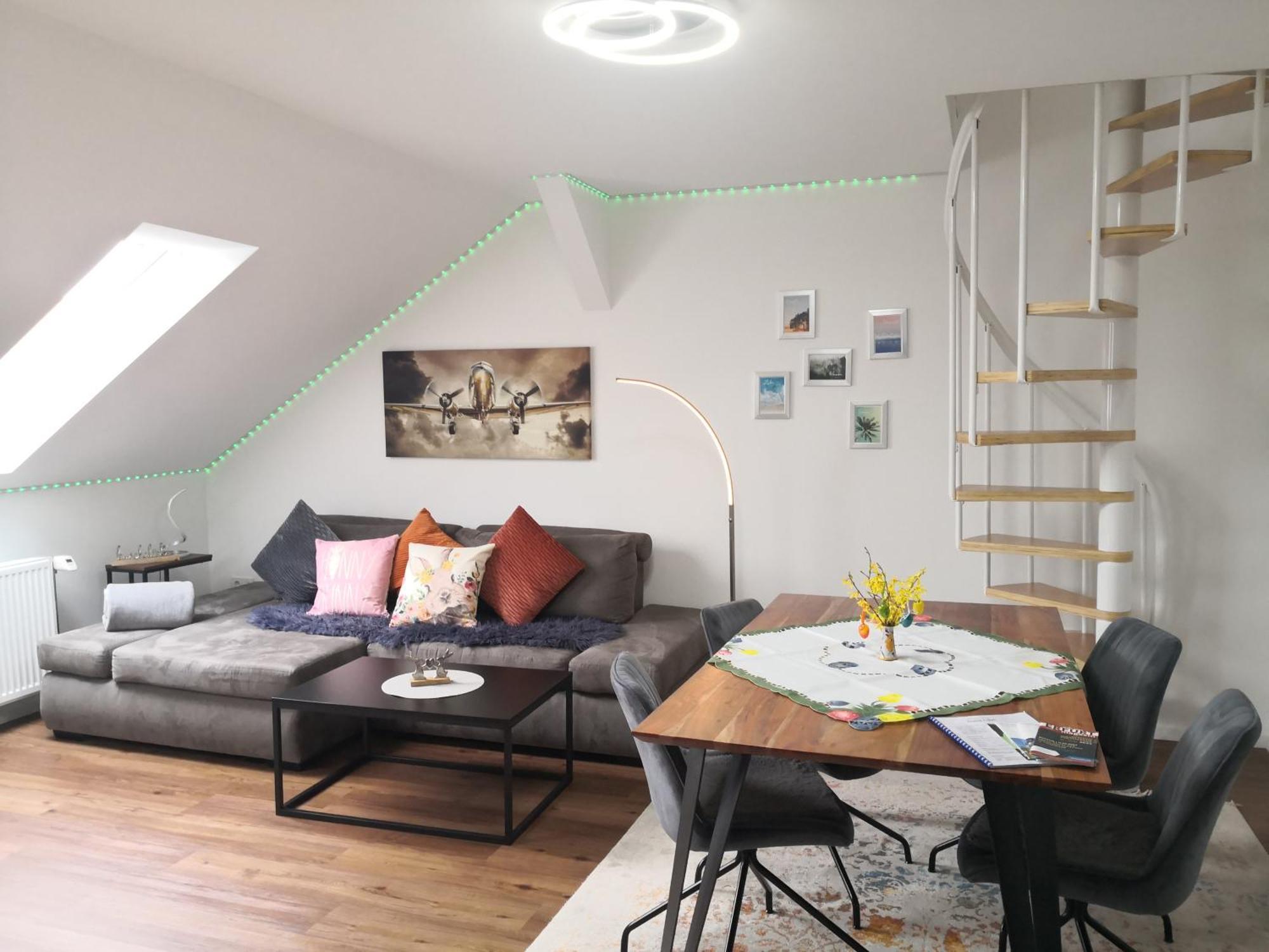 Auszeit2 Erfurt - Stilvolle Dachwohnung Mit Parkplatz - Zentrumsnah ภายนอก รูปภาพ